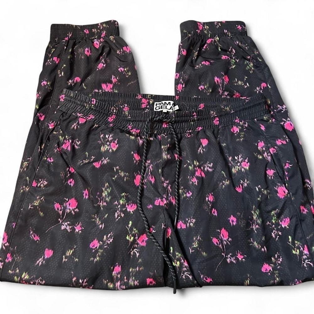 Pam & Gela Track Joggers | Sporty Streetwear Vibe π€ Size L